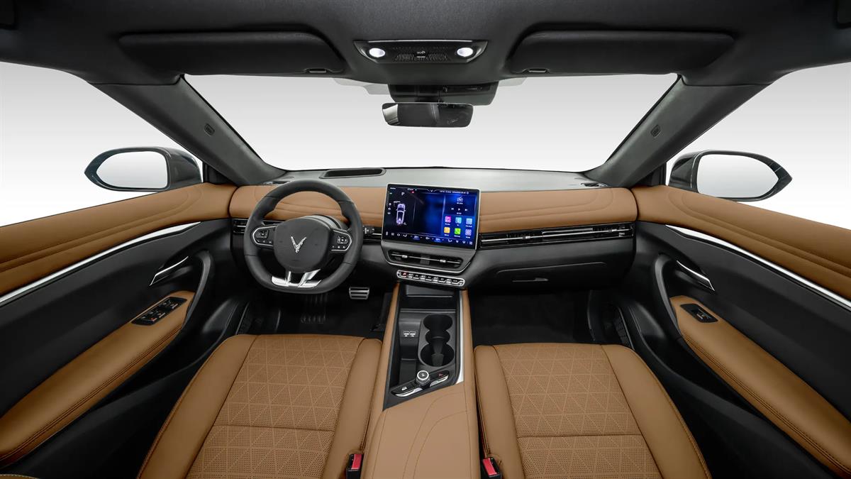 Kiến tạo không gian trải nghiệm phóng khoáng, tự do và tràn đầy năng lượng. tại đại lý VinFast Vinh